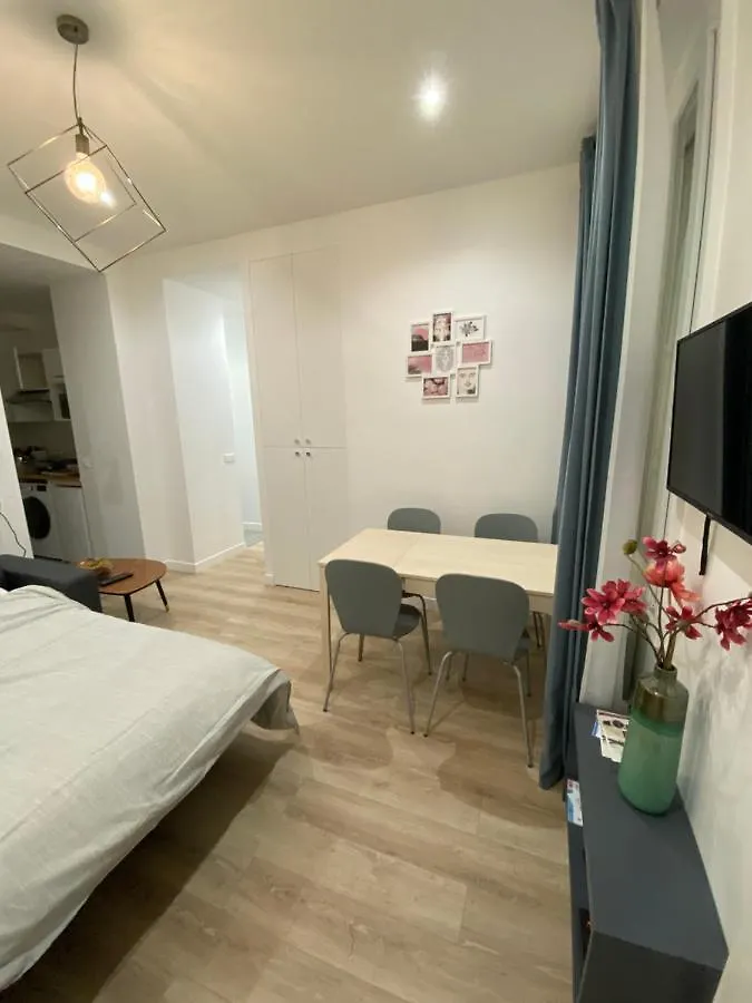 Alex's House דירה